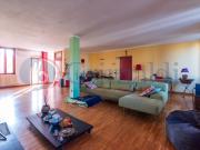 Appartamento in vendita di 231 m² in Piazza Bartezzaghi, 1