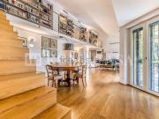 Appartamento in vendita di 232 m² in Via Giulio Aristide...