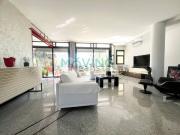 Appartamento in vendita di 234 m² in Via dei Mandarini, 14