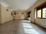 Appartamento in vendita di 235 m² in Via Emilio...