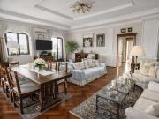 Appartamento in vendita di 236 m² in Via Alessandro Manzoni