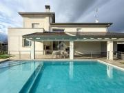 Appartamento in vendita di 238 m² in Via Molinella, 1