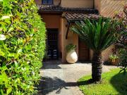 Appartamento in vendita di 240 m² in Via Bosco di Carlo, 16