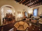 Appartamento in vendita di 240 m² in Via dè Tornabuoni