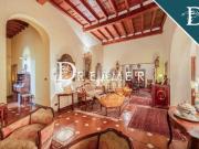 Appartamento in vendita di 240 m² in Via del Parione, 38