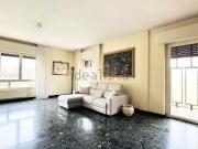 Appartamento in vendita di 240 m² in Via Diego Cadello