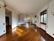 Appartamento in vendita di 240 m² in Via Don Giovanni... Appartamento in vendita di 240 m² in Via Don Giovanni...