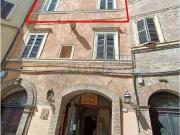 Appartamento in vendita di 240 m² in Via Enrico Cialdini, 54