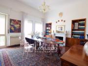 Appartamento in vendita di 240 m² in Via Mentana