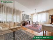 Appartamento in vendita di 241 m² in Via Toscana