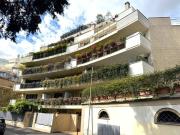 Appartamento in vendita di 243 m² in Via della Mendola