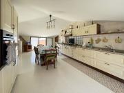 Appartamento in vendita di 244 m² in Contrada Armacá
