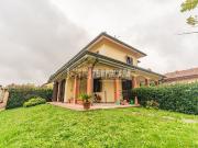 Appartamento in vendita di 245 m² in Via Baggio, 14