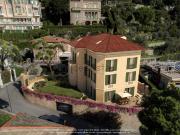 Appartamento in vendita di 250 m² in Via A. Giovo, 2