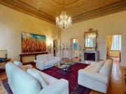 Appartamento in vendita di 250 m² in Via Carlo Bescapè, 4