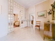Appartamento in vendita di 250 m² in Via F. Crispi, 39
