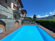 Appartamento in vendita di 250 m² in Via per Plesio, 4