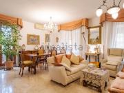 Appartamento in vendita di 252 m² in Via Ugo la Malfa, 3