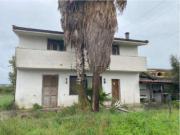 Appartamento in vendita di 252 m² in Via Val Gardena