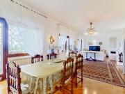 Appartamento in vendita di 252 m² in Viale Cortina...