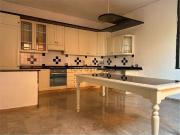 Appartamento in vendita di 253 m² in Via Madonna, 409