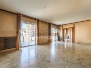 Appartamento in vendita di 255 m² in Via Leonardo da...