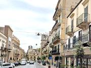 Appartamento in vendita di 255 m² in Via Vittorio Veneto, 1