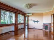 Appartamento in vendita di 256 m² in Via Guglielmo...