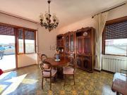 Appartamento in vendita di 256 m² in Via Montelparo, 46