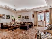 Appartamento in vendita di 260 m² in Via Ugo de Carolis