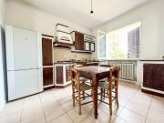 Appartamento in vendita di 264 m² in Via Sauro Babini