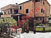 Appartamento in vendita di 266 m² in Località Chiara