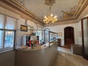 Appartamento in vendita di 270 m² in Piazza Aldrovandi