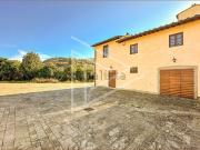 Appartamento in vendita di 270 m² in Via del Girone, 2