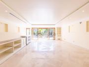 Appartamento in vendita di 270 m² in Via la Sila, 14