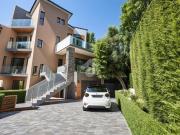 Appartamento in vendita di 274 m² in Via Indro...