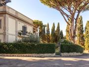 Appartamento in vendita di 280 m² in Via Anagnina