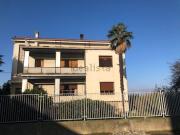 Appartamento in vendita di 280 m² in Via casalrosso