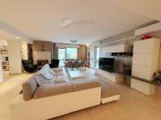 Appartamento in vendita di 285 m² in Via Roma