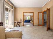 Appartamento in vendita di 287 m² in Via F. Cordova, 103
