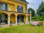 Appartamento in vendita di 300 m² in Strada Rosina, 40