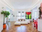 Appartamento in vendita di 300 m² in Via Antonio Stradivari