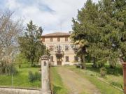 Appartamento in vendita di 300 m² in Via D. Giambi, 223