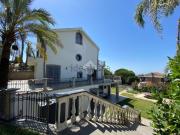 Appartamento in vendita di 300 m² in Via degli Oleandri, 14