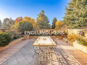 Appartamento in vendita di 300 m² in Via Fratelli Cervi, 7