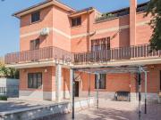 Appartamento in vendita di 300 m² in Via Frondarola