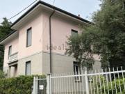 Appartamento in vendita di 301 m² in Via Alessandro...