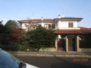 Appartamento in vendita di 316 m² in Via Dante Alighieri, 15