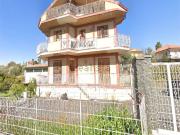 Appartamento in vendita di 316 m² in Via Pompeo Vecchio, 38