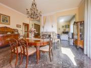 Appartamento in vendita di 318 m² in Via Trieste